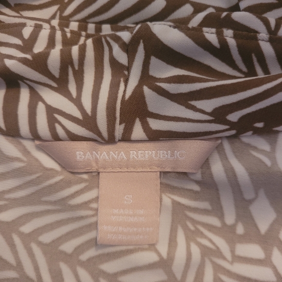 Banana Republic Leaf Patterned Sleeveless Top S - Picture 7 of 7